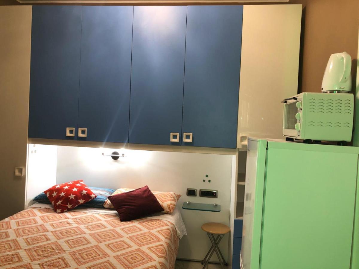 S.P.T. Bed & Breakfast Рим Екстер'єр фото