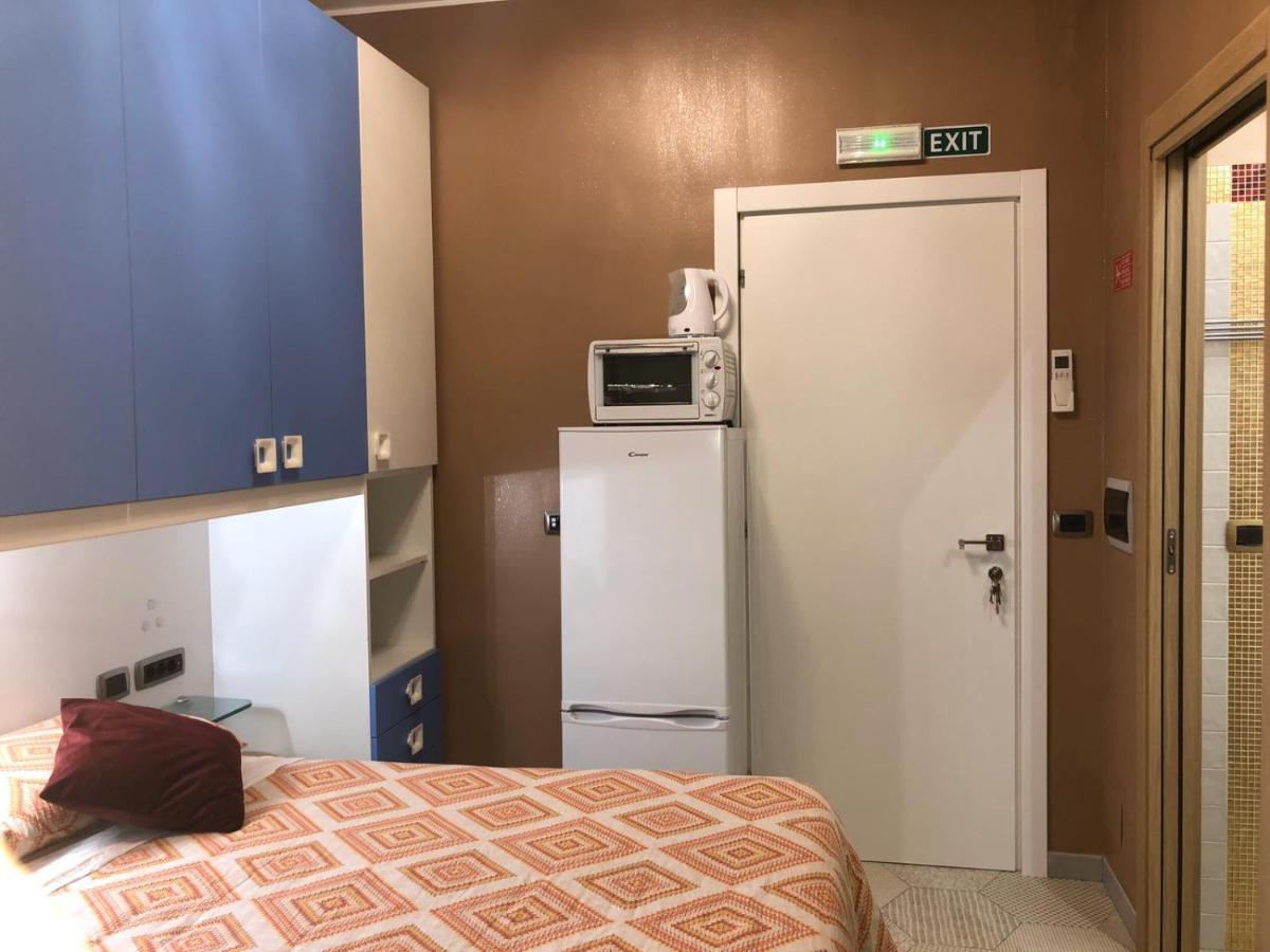 S.P.T. Bed & Breakfast Рим Екстер'єр фото