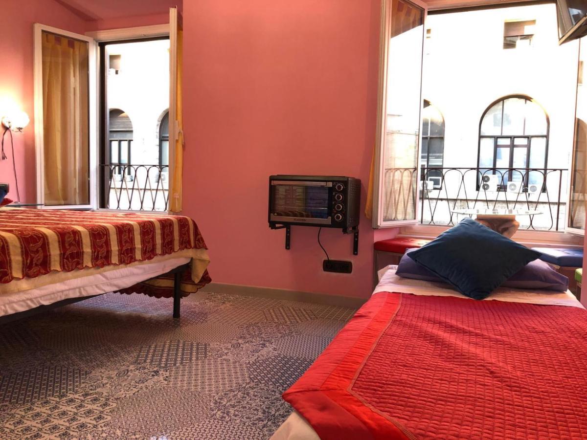 S.P.T. Bed & Breakfast Рим Екстер'єр фото